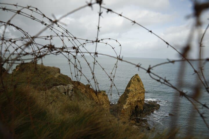 Discover the Historic Beaches of Normandy: A Guided Expedition photo 3