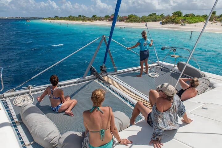 Private Half-Day Yacht Charter in Bonaire — Sail, Snorkel & Island Stop