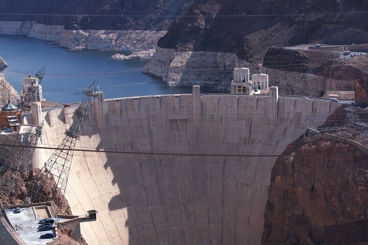 Exploring Hoover Dam and Kayaking Emerald Cave: A Scenic Day Adventure from Las Vegas photo 6