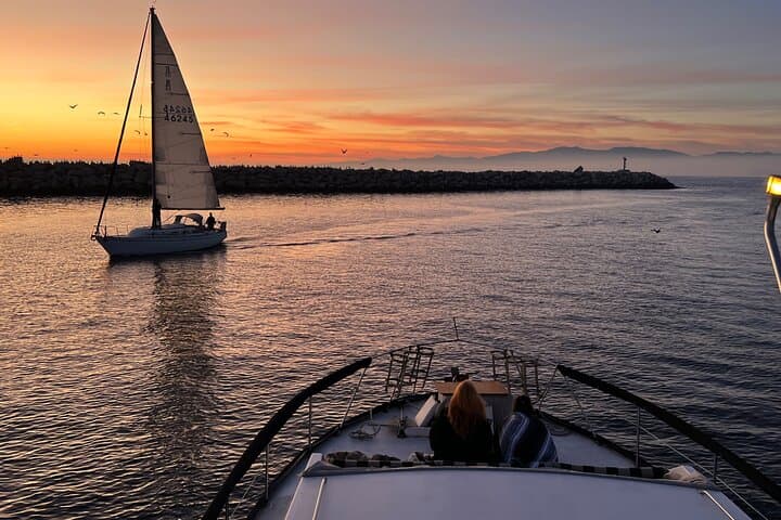 Marina Del Rey Luxury Yacht Experience: 75-Min Harbor Cruise & Coastal Views photo 1