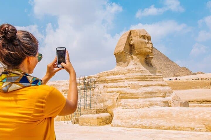 Hurghada to Cairo: Full-Day Big Bus Tour to the Pyramids, Museum & Nile