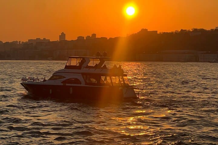 Golden Hour on the Bosphorus: Istanbul Sunset Yacht Cruise with Transfers photo 3
