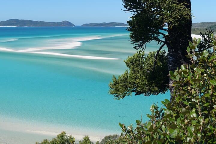 3-Day Whitsunday Sailing & Snorkelling Adventure from Airlie Beach photo 3