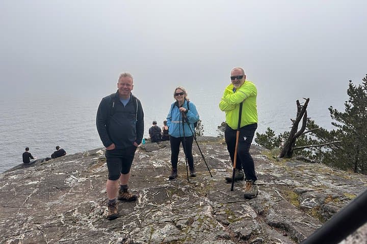 East Sooke Park Coastal Hike from Victoria — Seals, Petroglyphs & Pub Finish photo 4