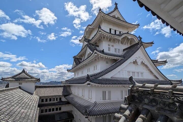 Private Kobe to Himeji Custom Tour with Airport Pickup and Drop-Off photo 2