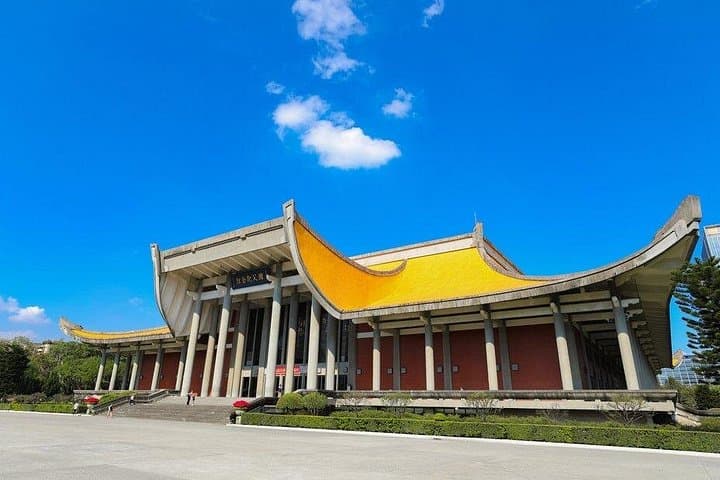 Morning E-bike Tour of Taipei: Ride Through Markets, Temples & Local Eats photo 4