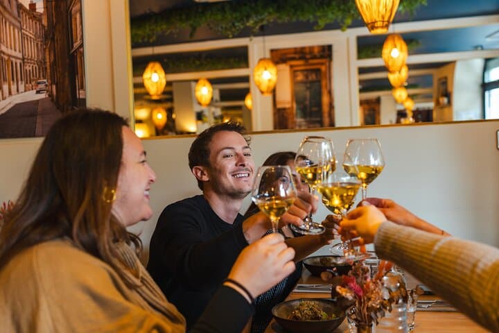Bordeaux Food and Wine Walking Tour — Local Delicacies & Historic Sights photo 5