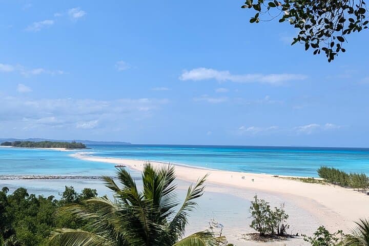 Nosy Be Cruise Excursion: Island Highlights, Snorkeling & Lunch