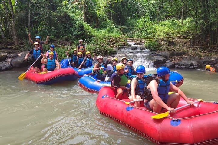 Lombok White Water Rafting, Rice Field & Benang Kelambu Waterfall Day Tour photo 3