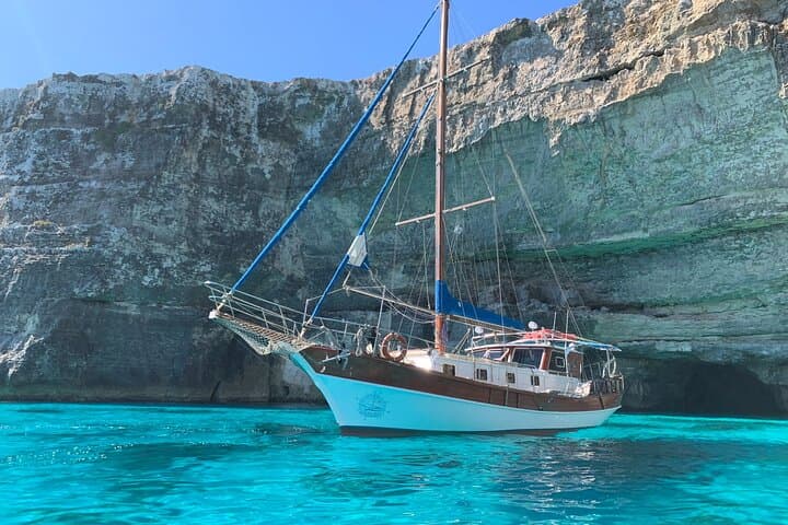 Malta 3-Bay Cruise: Blue Lagoon, Selmun Bay & Gozo Day Trip