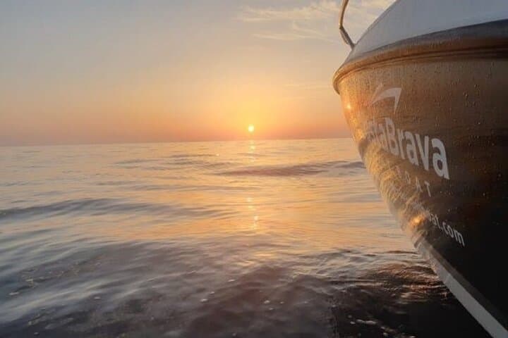 Costa Brava Sunset Boat Tour from Platja d'Aro: Evening Swim & Snorkel Along Rugged Coves photo 3