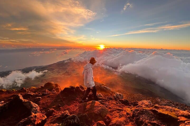 Sunrise Climb at Pico Mountain: Reaching Portugal’s Highest Peak photo 5