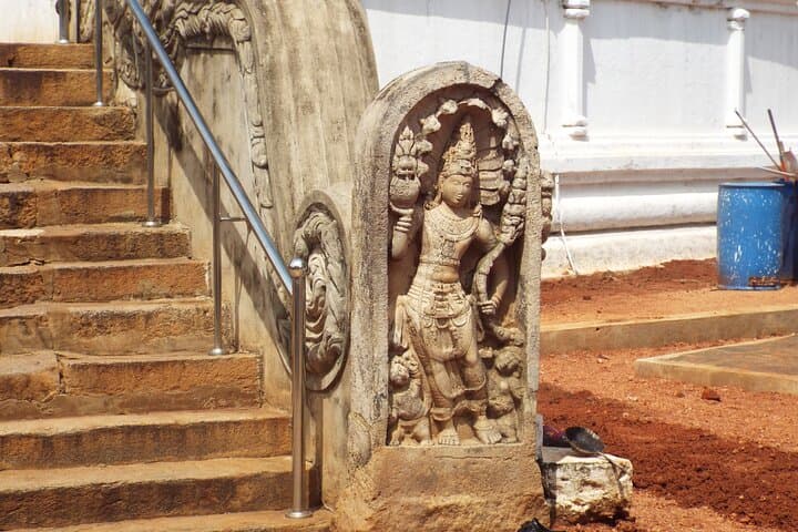 10-Day Sakaram Chronicles: A Custom Sri Lanka Road Trip from Colombo to Jaffna photo 4