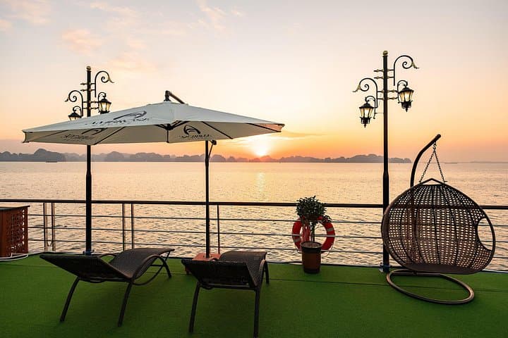 Halong Bay Full-Day Cruise: Sung Sot Cave, Kayak Luon Cave & Titov Sunset photo 1