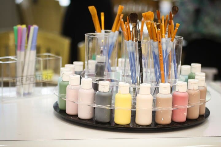 Pottery Painting Class in Manchester: Hands-On Ceramic Workshop Near the City Centre