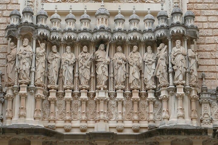 Montserrat Half-Day Tour from Barcelona — Abbey, Views and Mountain Trails photo 4