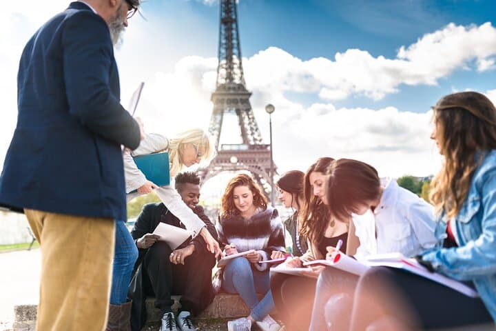 Private Paris Half-Day Van Tour with Chauffeur — Customizable City Sightseeing photo 5