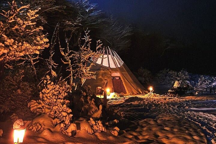 Ushuaia Night Snowmobile & Husky Sledge: Snow and Fire Dinner in Valle Tierra Mayor