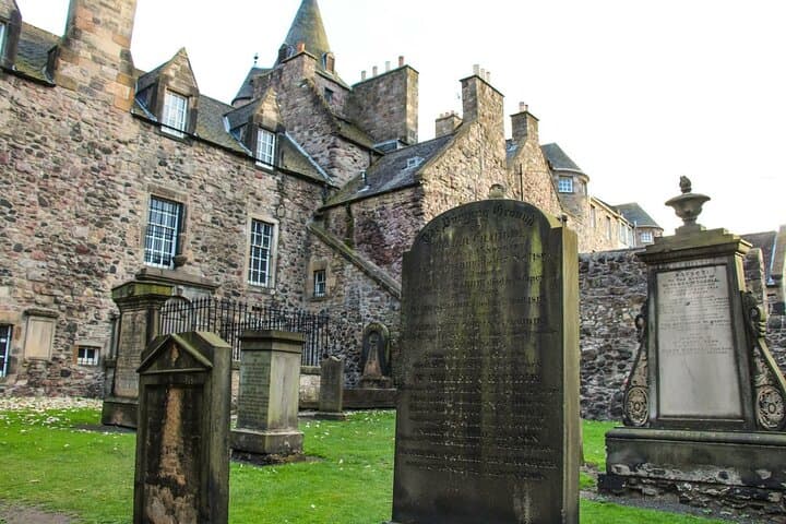 Private Outlander Tour from Edinburgh: Visit Lallybroch, Cranesmuir & Historic Forts