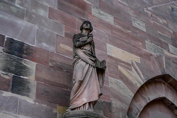 Evening Guided Tour of Mysterious Strasbourg: Cathedral Secrets & City Ghosts photo 2
