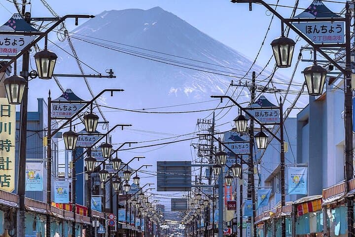 Mount Fuji Day Trip: Oshino Hakkai, Lake Kawaguchi & Chureito Pagoda photo 6