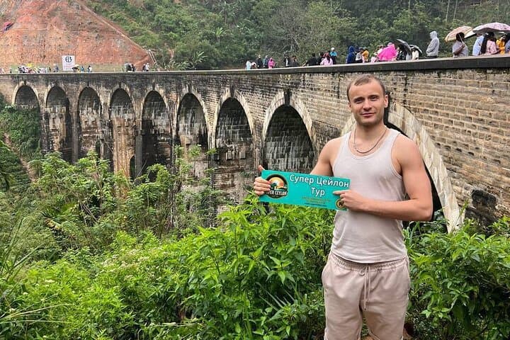 Ella Day Trip: Ravana Falls, Little Adam’s Peak & Nine Arch Bridge photo 2