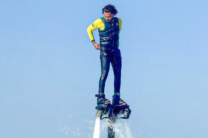 Flyboarding in Dubai Harbour: Private 30-Minute Thrill Above the Water photo 3