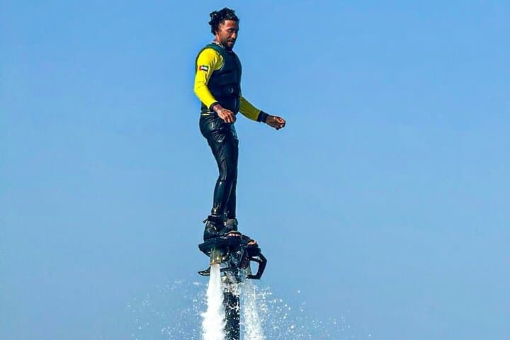 Flyboarding in Dubai Harbour: Private 30-Minute Thrill Above the Water photo 6