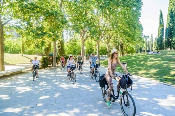 Barcelona Bike Tour: Tapas, Markets & Wine Cycling Through the Gothic Quarter photo 4