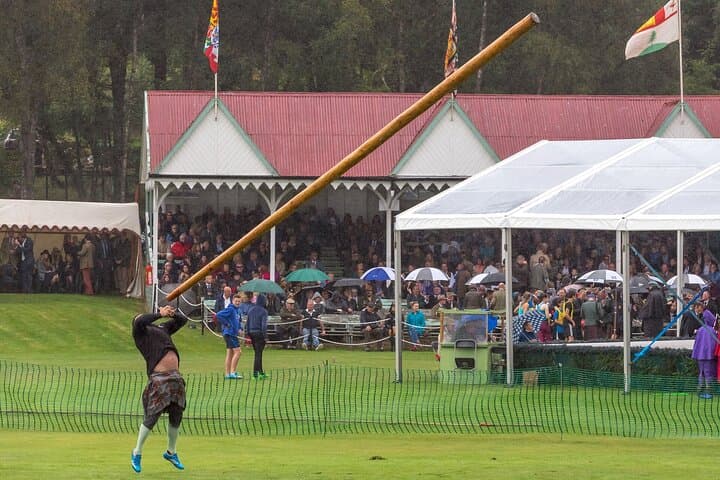 Highland Games from Edinburgh: Day Trip to Scotland's Clan Festivals