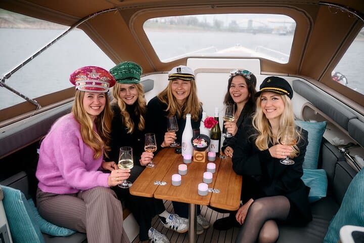 Heidelberg Private Boat Ride: 90-Minute Captained Cruise on the Neckar photo 2