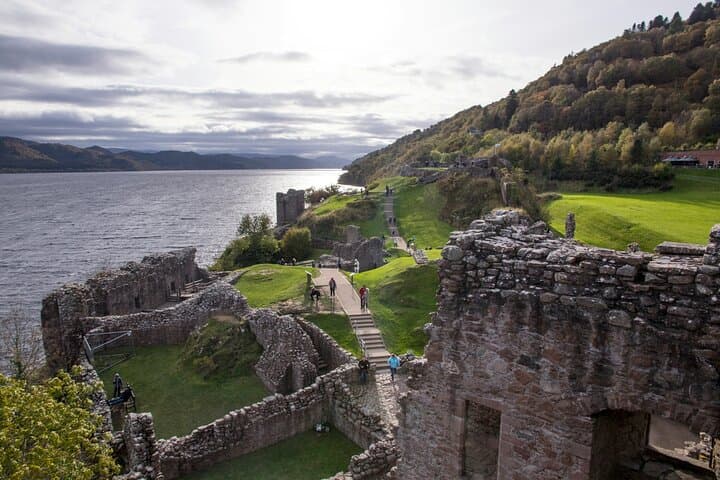 Loch Ness & Urquhart Castle: Small-Group Shore Excursion from Invergordon