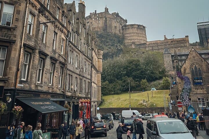 Explore Edinburgh Shore Excursion: Castle, Old Town Walking Tour & Local Guide