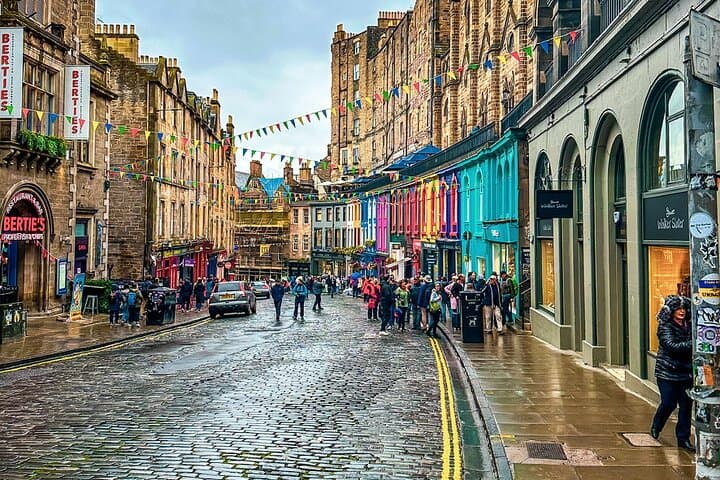 Explore Edinburgh Shore Excursion: Castle, Old Town Walking Tour & Local Guide photo 4