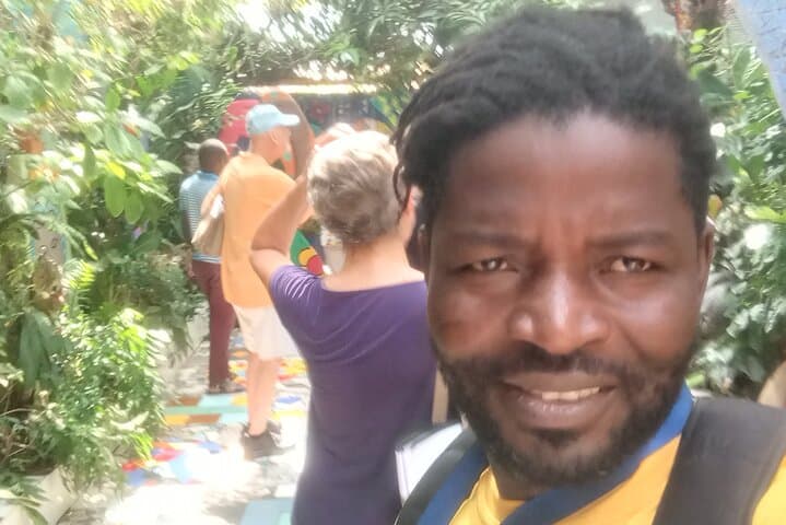 Explore Lomé: National Museum, Slave House & Markets Guided Tour photo 2