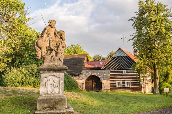 Hidden Valleys of Bohemian Paradise: Day Hike from Prague photo 2