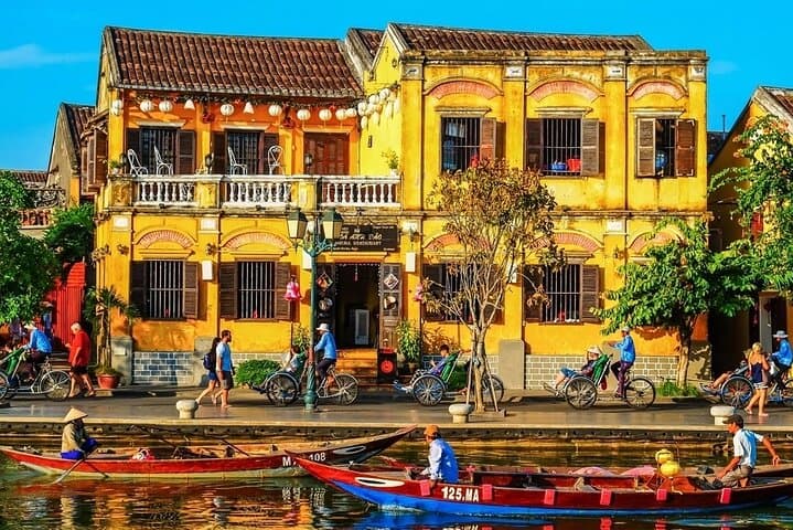 Central Vietnam 4-Day Highlights: Da Nang, Hoi An, Hue & Ba Na Hills