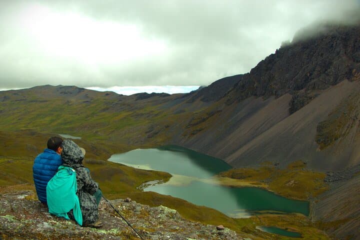 Private 12-Lagoon Ausangate Trek: Full-Day High Andes Hike from Cusco