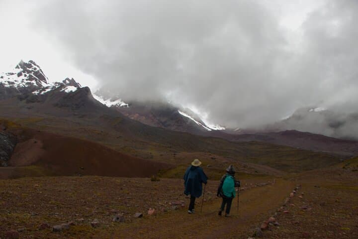 Ausangate 7-Lagoon Trek: Full-Day Andean Lakes & Hot Springs Adventure photo 2