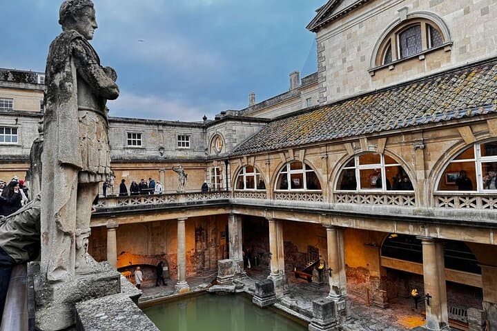 Windsor-to-Stonehenge-and-Bath-Day-Trip-from-London photo 2