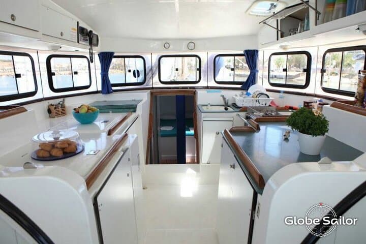 Sail to Tavolara: Dolphin Search, Snorkel & Sardinian Brunch from Golfo Aranci photo 3