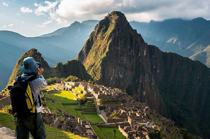 Full Day Machu Picchu: One-Day Train Tour from Cusco to Llaqta