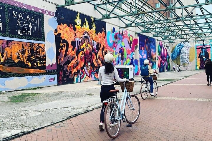 Richmond Riverfront & Downtown Bike Tour — 2.5-Hour Guided Ride from Quirk Hotel photo 1