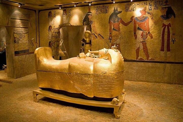 Luxor Day Trip from Hurghada: Valley of the Kings, King Tut & Karnak in One Day photo 6