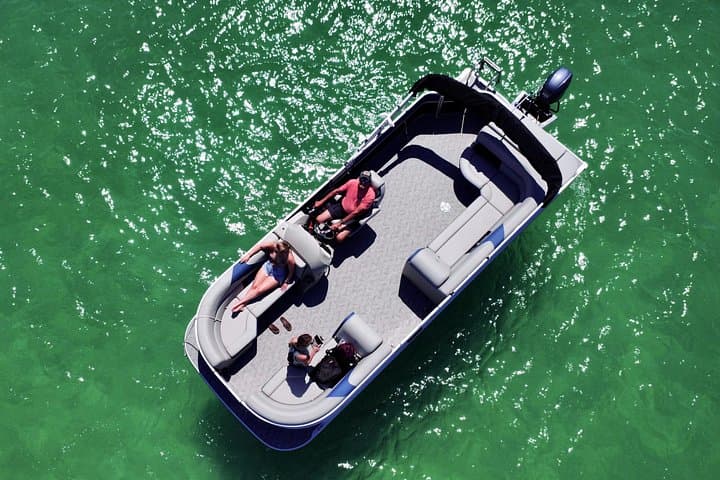 Pontoon Rental to Shell Island: Half-Day 60HP Trifecta in Panama City Beach photo 3