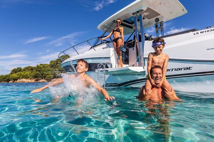 Gulf of Saint-Tropez Private Boat Tour: Half & Full-Day Cruises from Sainte-Maxime photo 4
