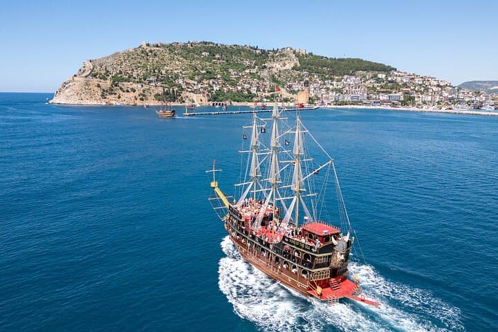 Alanya Pirate Boat Tour: Cleopatra Beach, Caves & Lunch Cruise photo 3