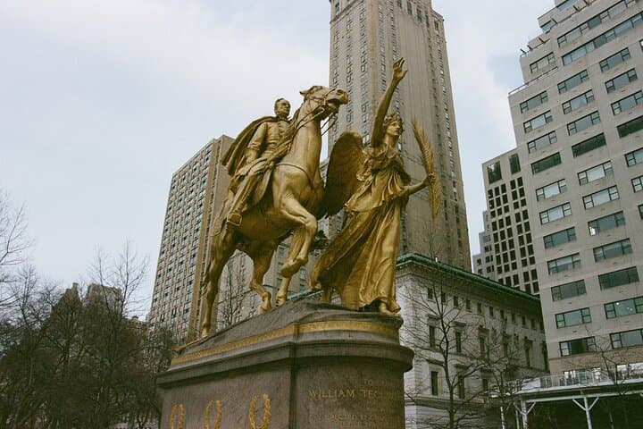 Private Midtown Manhattan Half-Day Highlights Tour — Central Park to Times Square photo 2