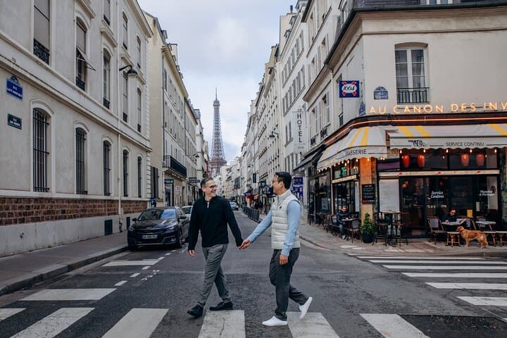 Paris Inclusive LGBTQ+ Couple Photoshoot — Pride-Friendly Professional Session photo 3