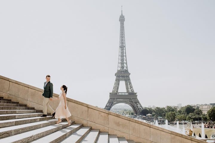 Private Paris Photoshoot with a Top-Rated Local Photographer — 1-Hour Session photo 1